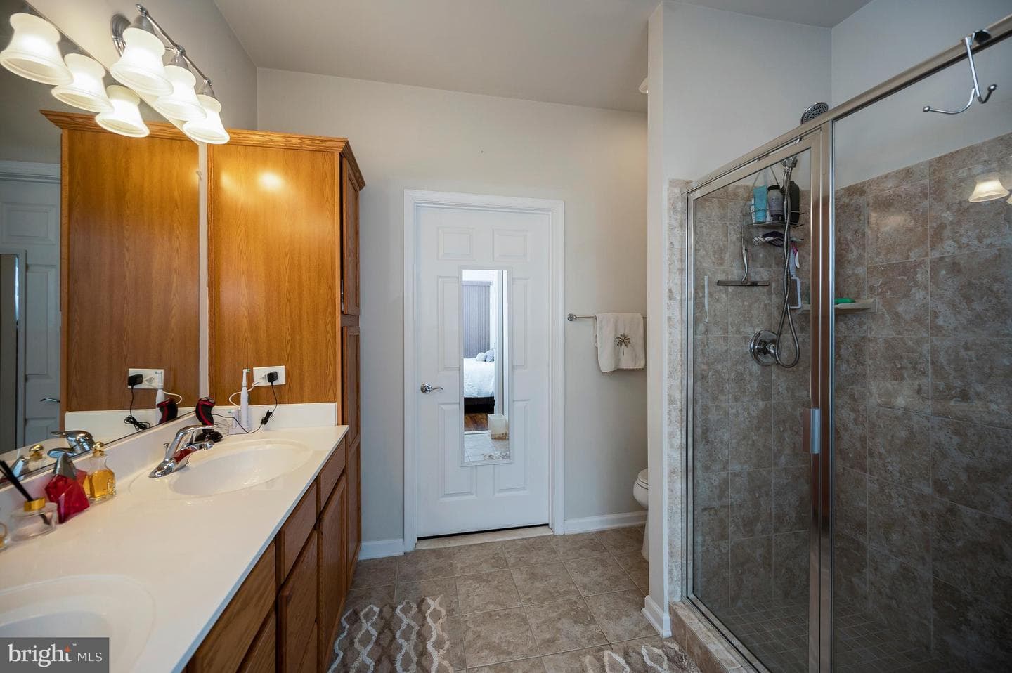 117 Hyannis Place photo 25