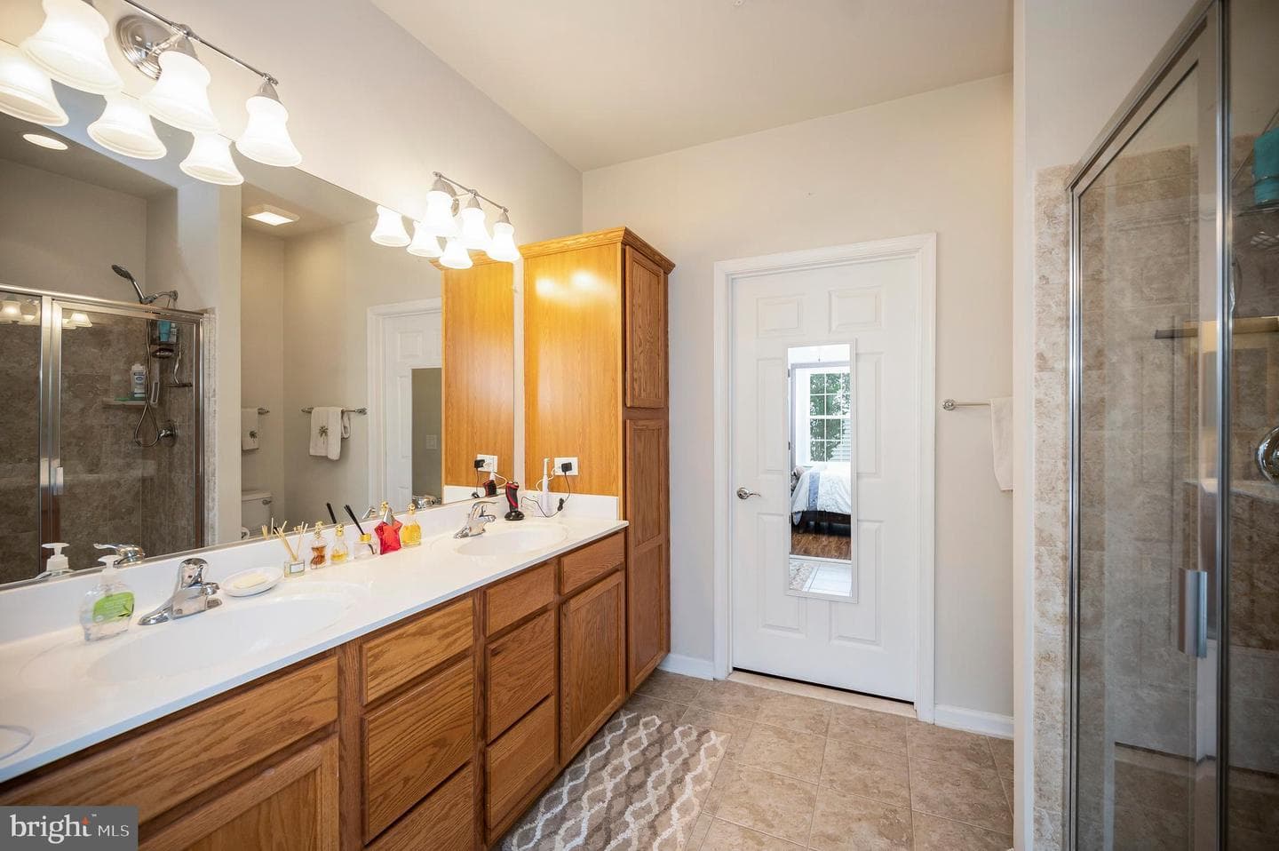 117 Hyannis Place photo 27