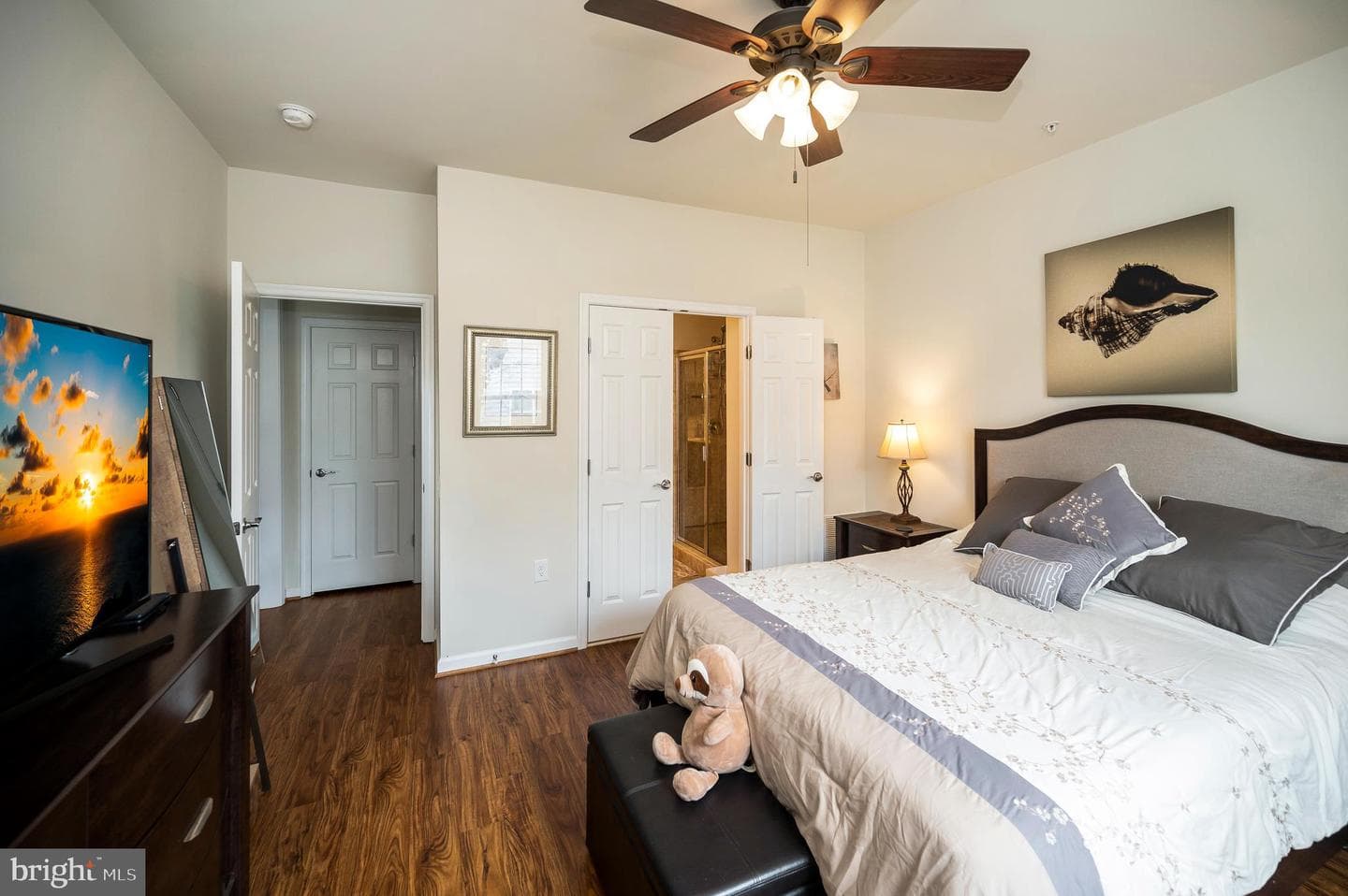 117 Hyannis Place photo 28