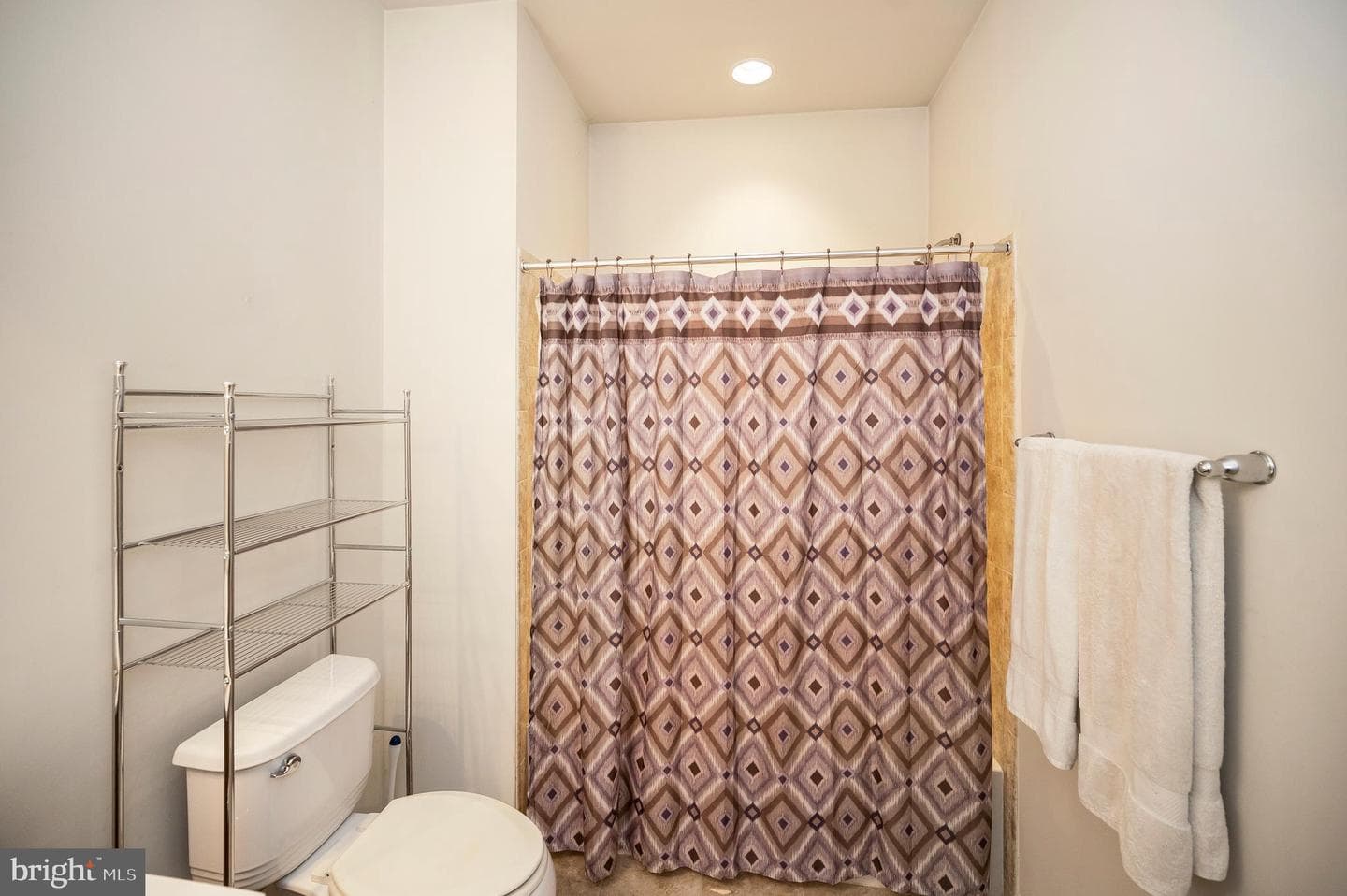 117 Hyannis Place photo 33