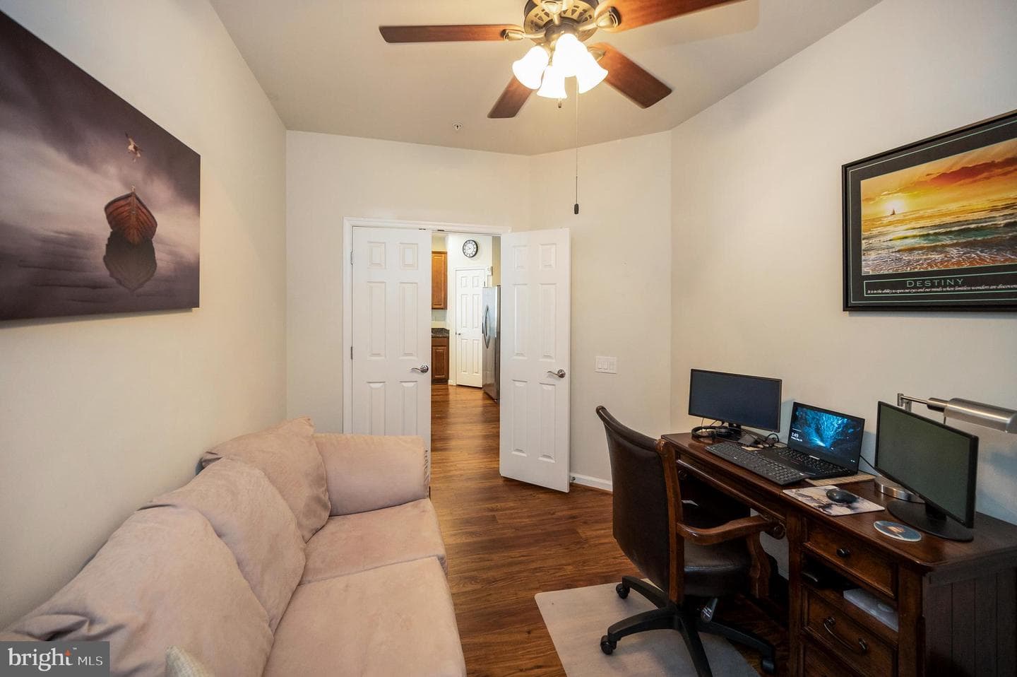 117 Hyannis Place photo 34