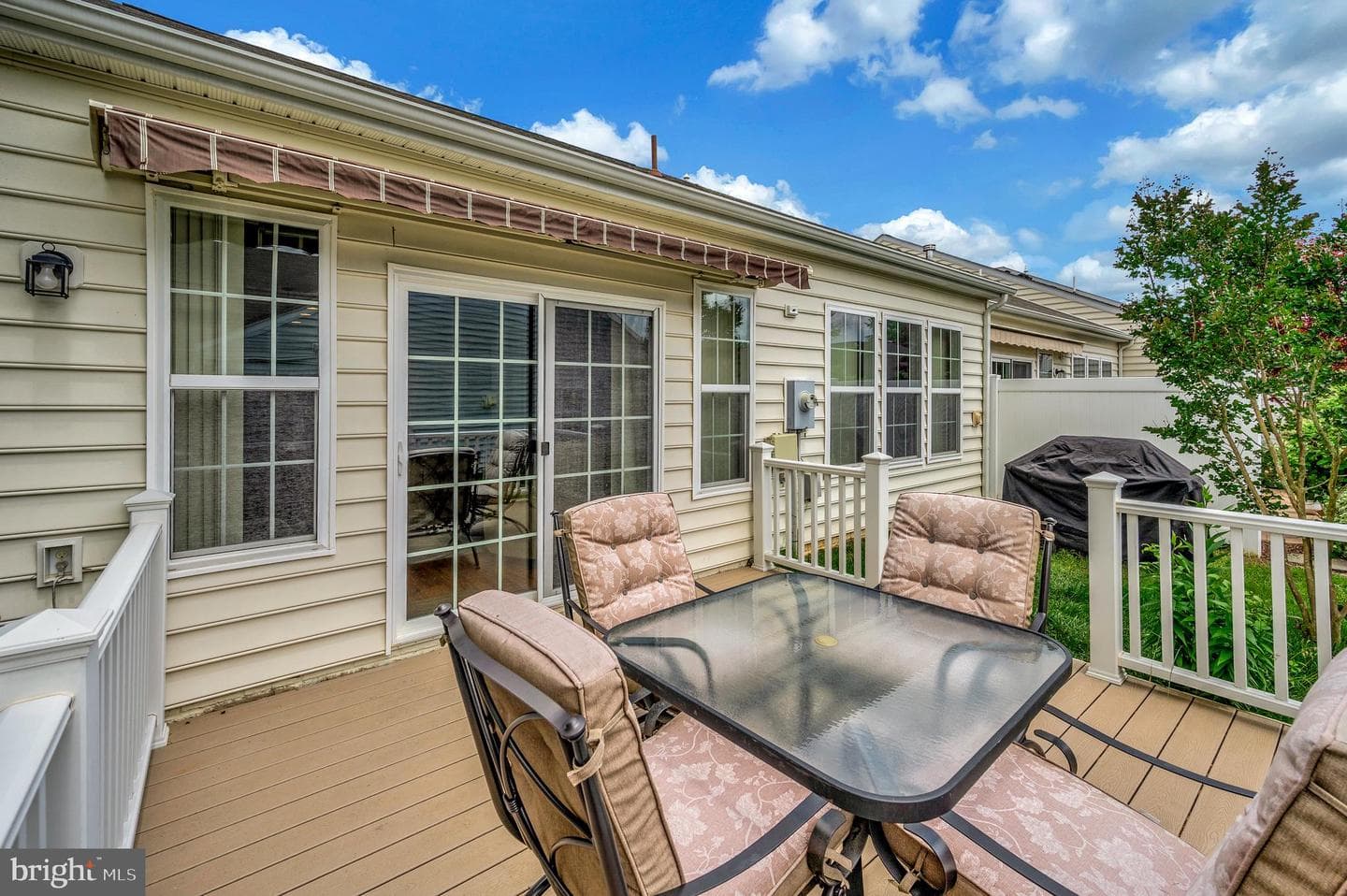 117 Hyannis Place photo 4