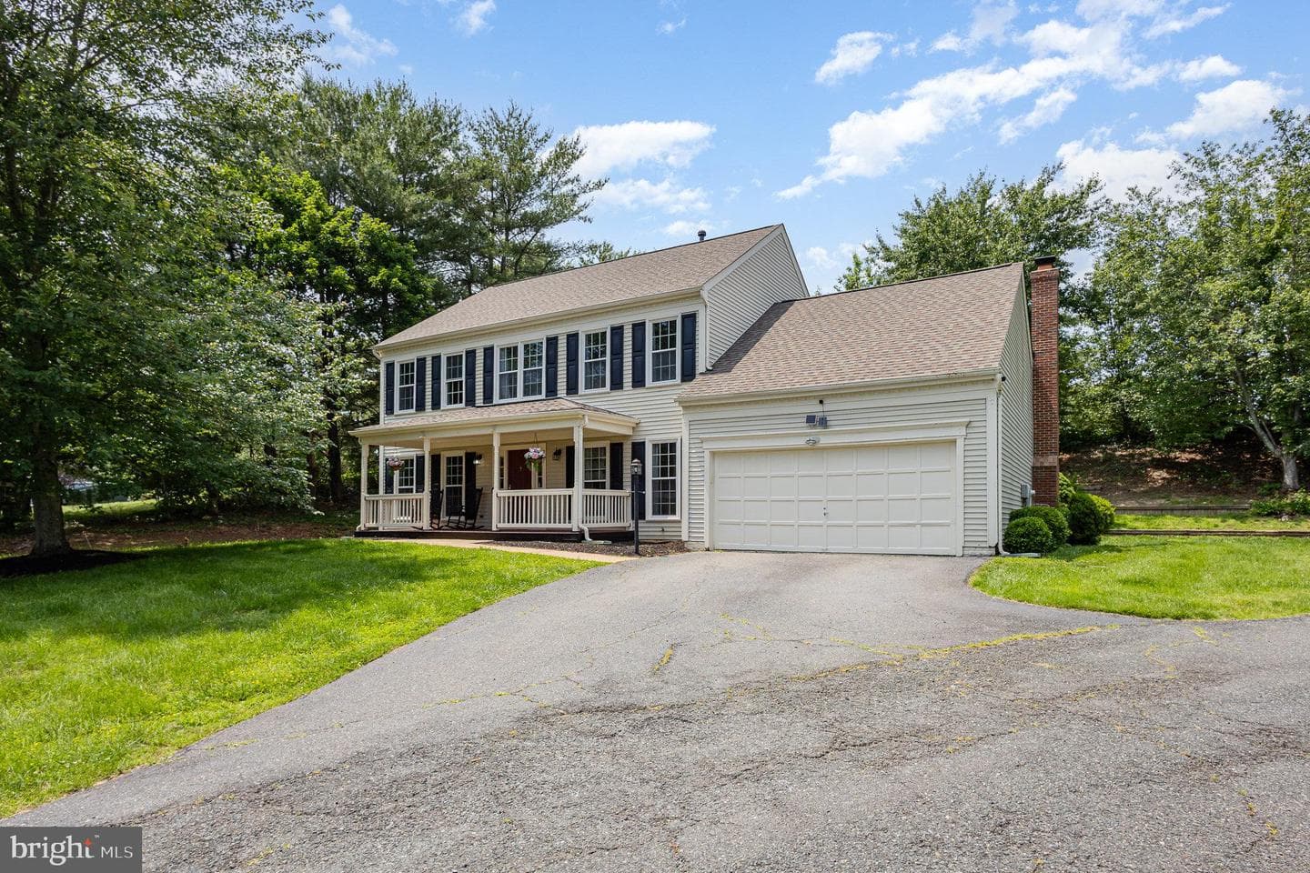 267 Greenspring Dr photo 2