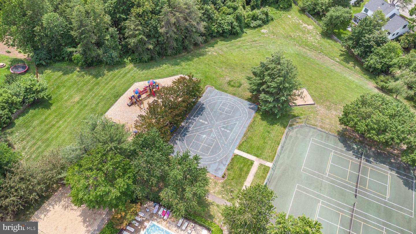 267 Greenspring Dr photo 41