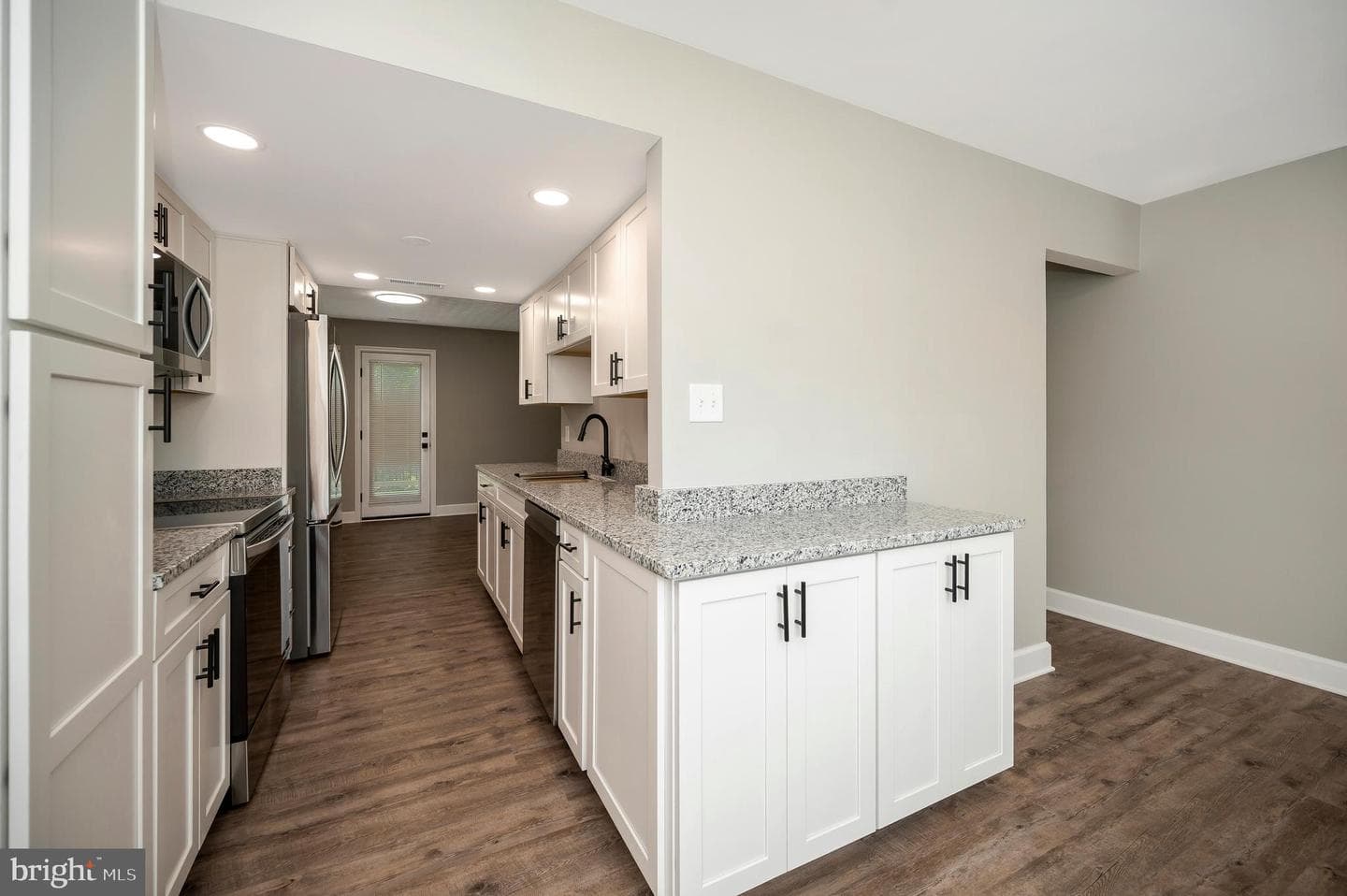 107 Oak Drive photo 30