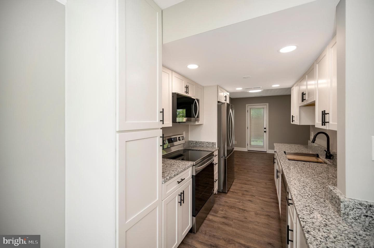 107 Oak Drive photo 31
