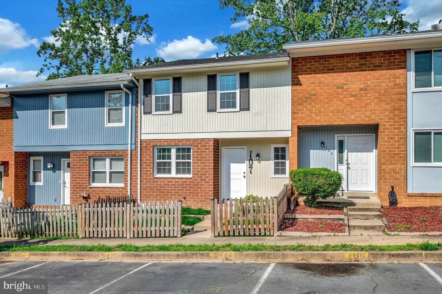 107 Oak Drive photo 4