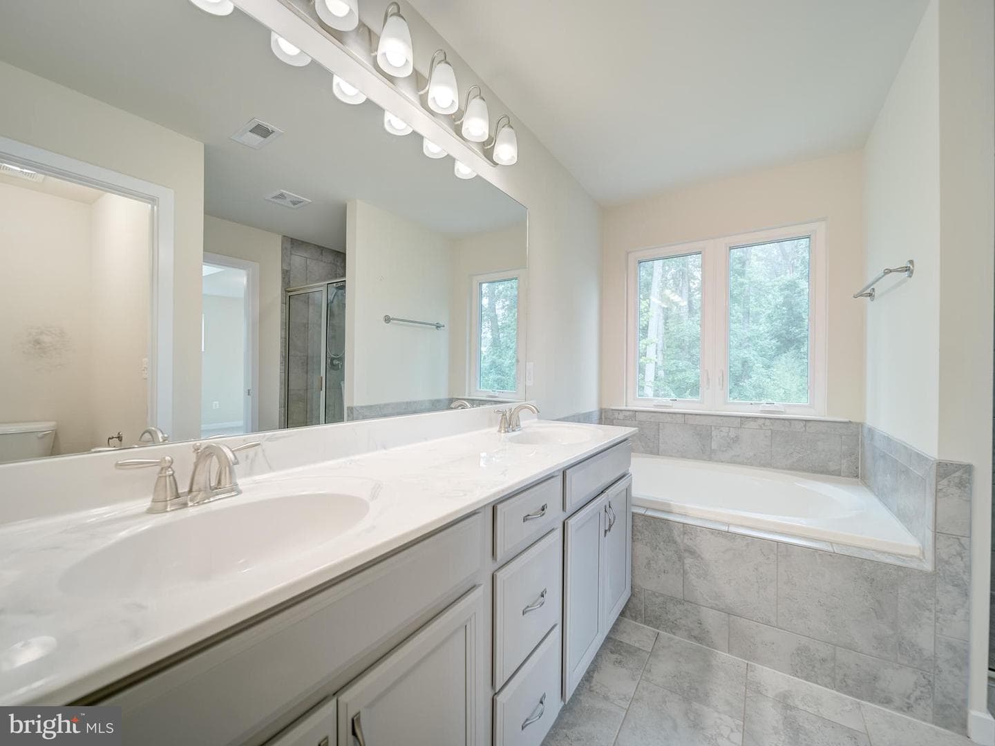 273 Anderson Drive photo 40