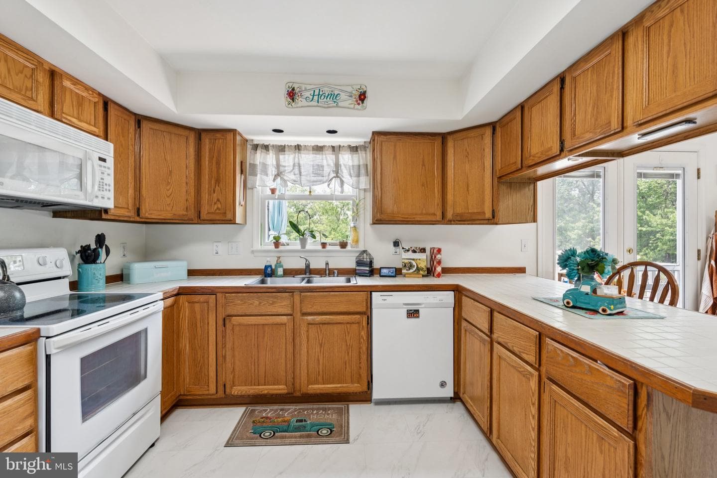 1039 Mountain View Road photo 10