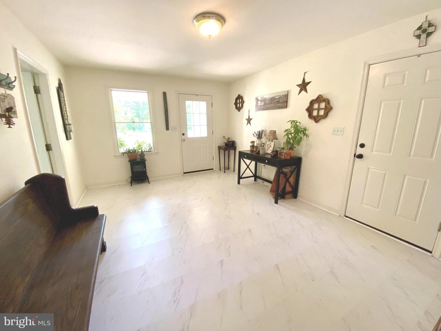 1039 Mountain View Road photo 13