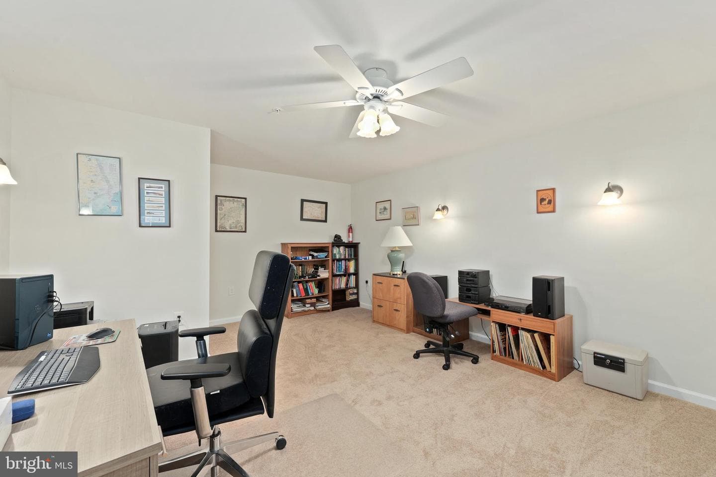 201 Denison Street photo 27