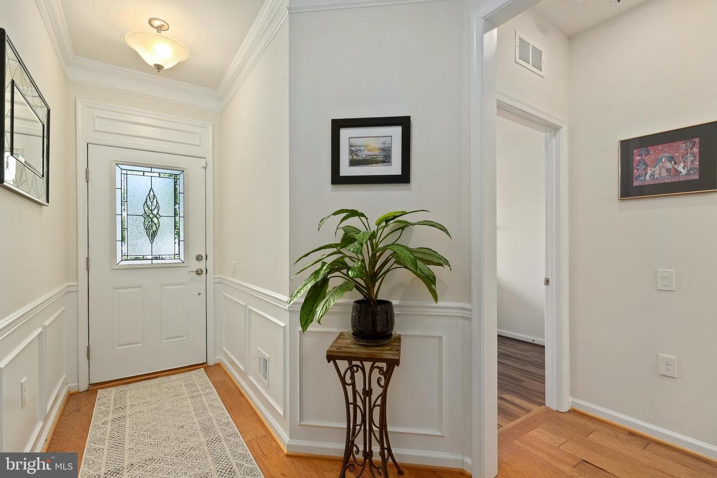 201 Denison Street photo 4