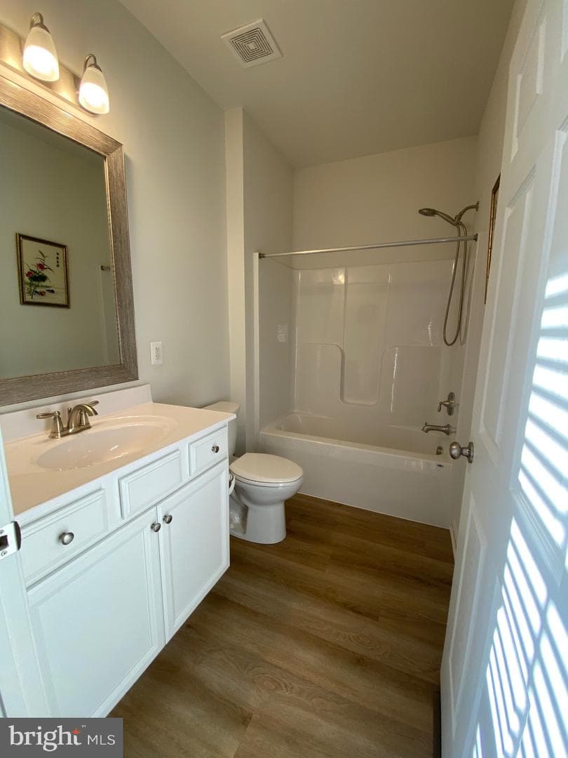 21 Walnut Grove Drive photo 9
