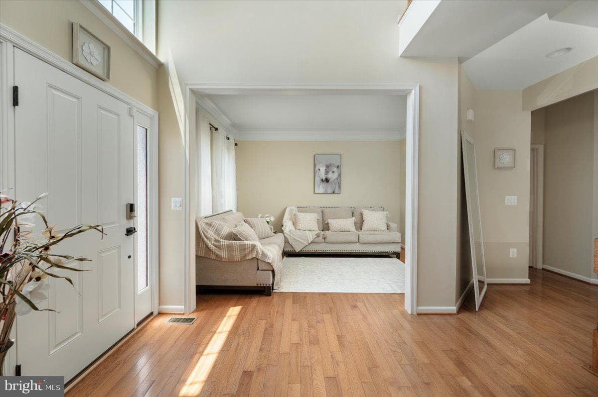 35 Gallery Road photo 9