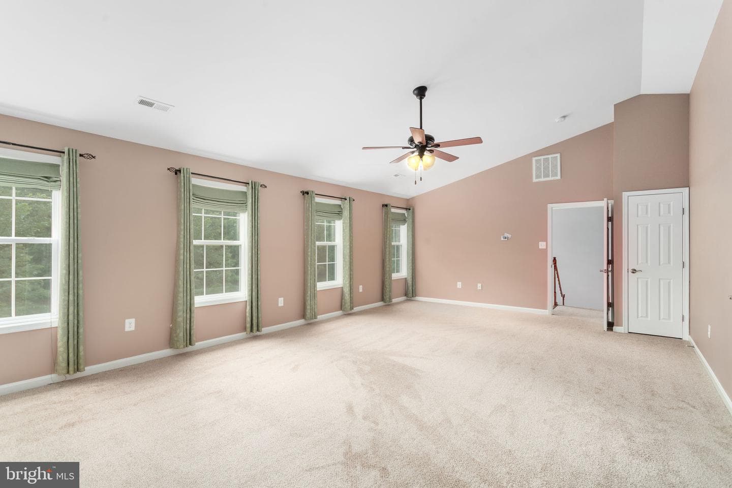 173 Empress Alexandra Place photo 27