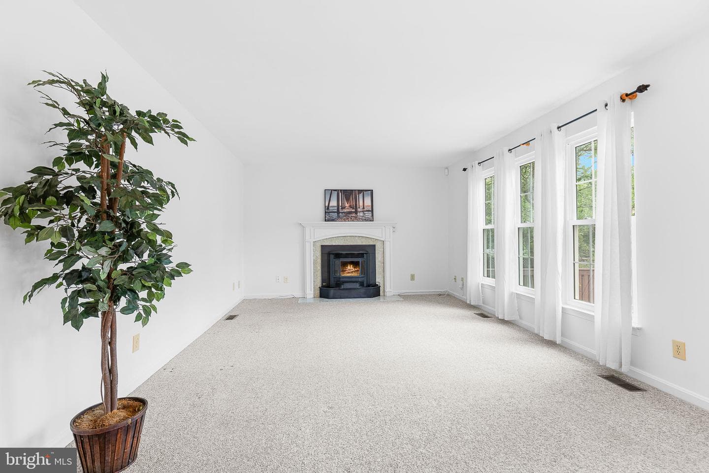 8 Westchester Court photo 13