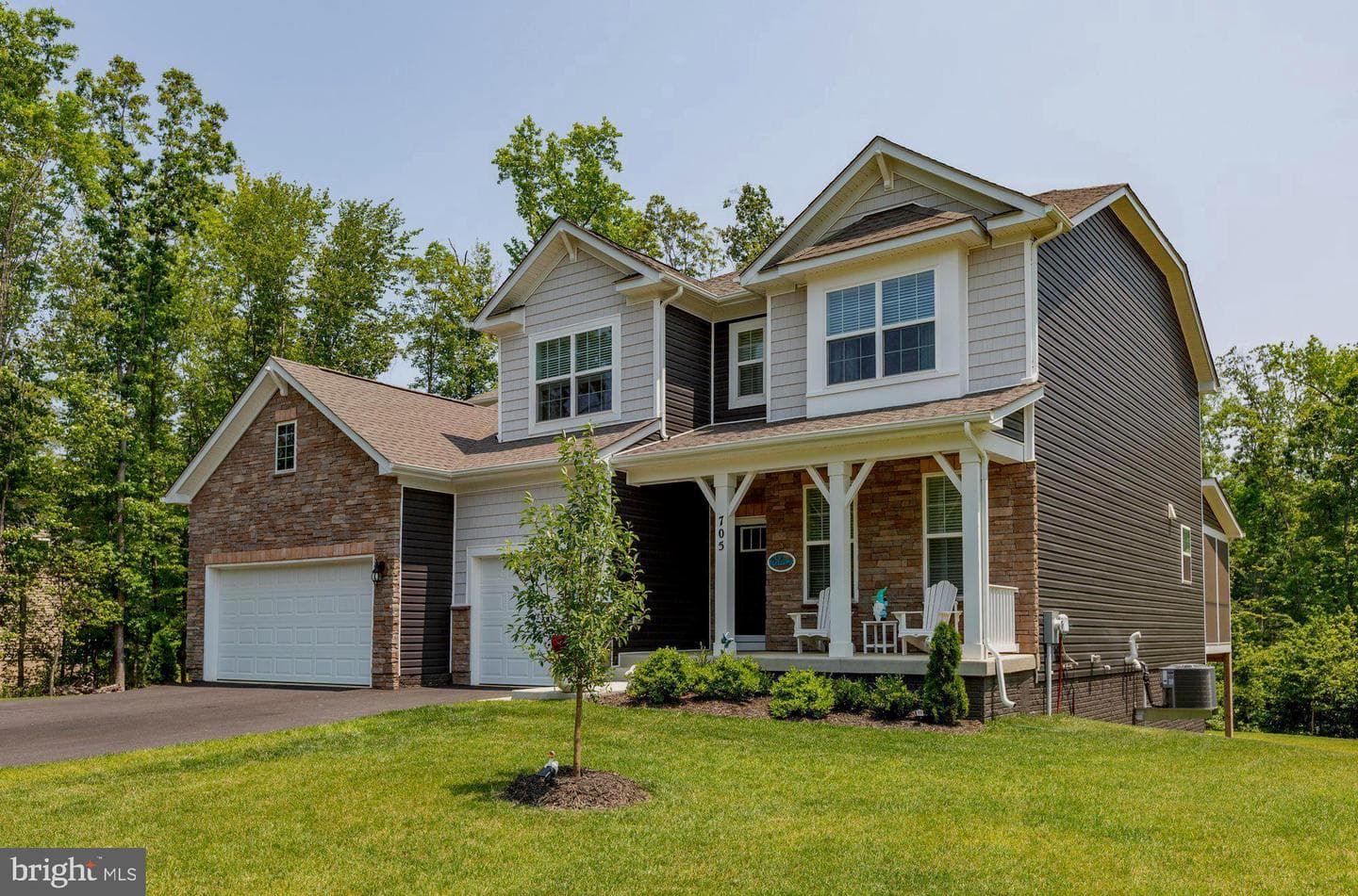 705 Long Meadow Drive photo 4
