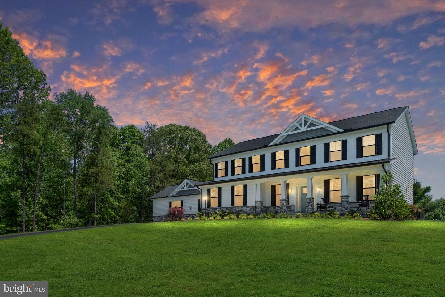 23 Old Banks, Fredericksburg