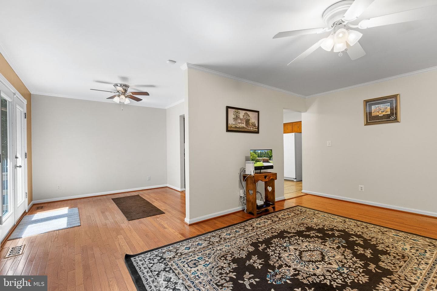 208 Greenspring Drive photo 10