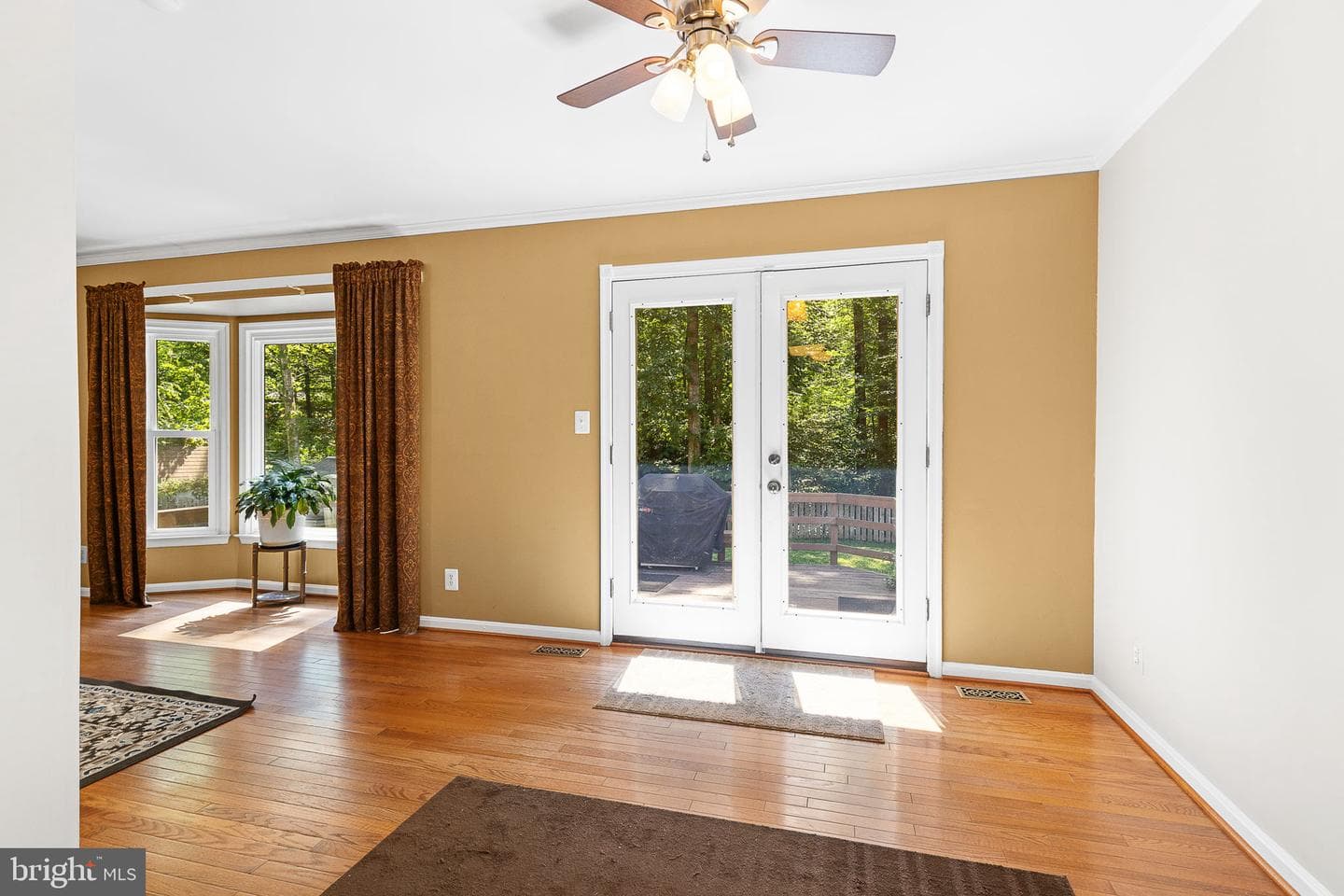 208 Greenspring Drive photo 12