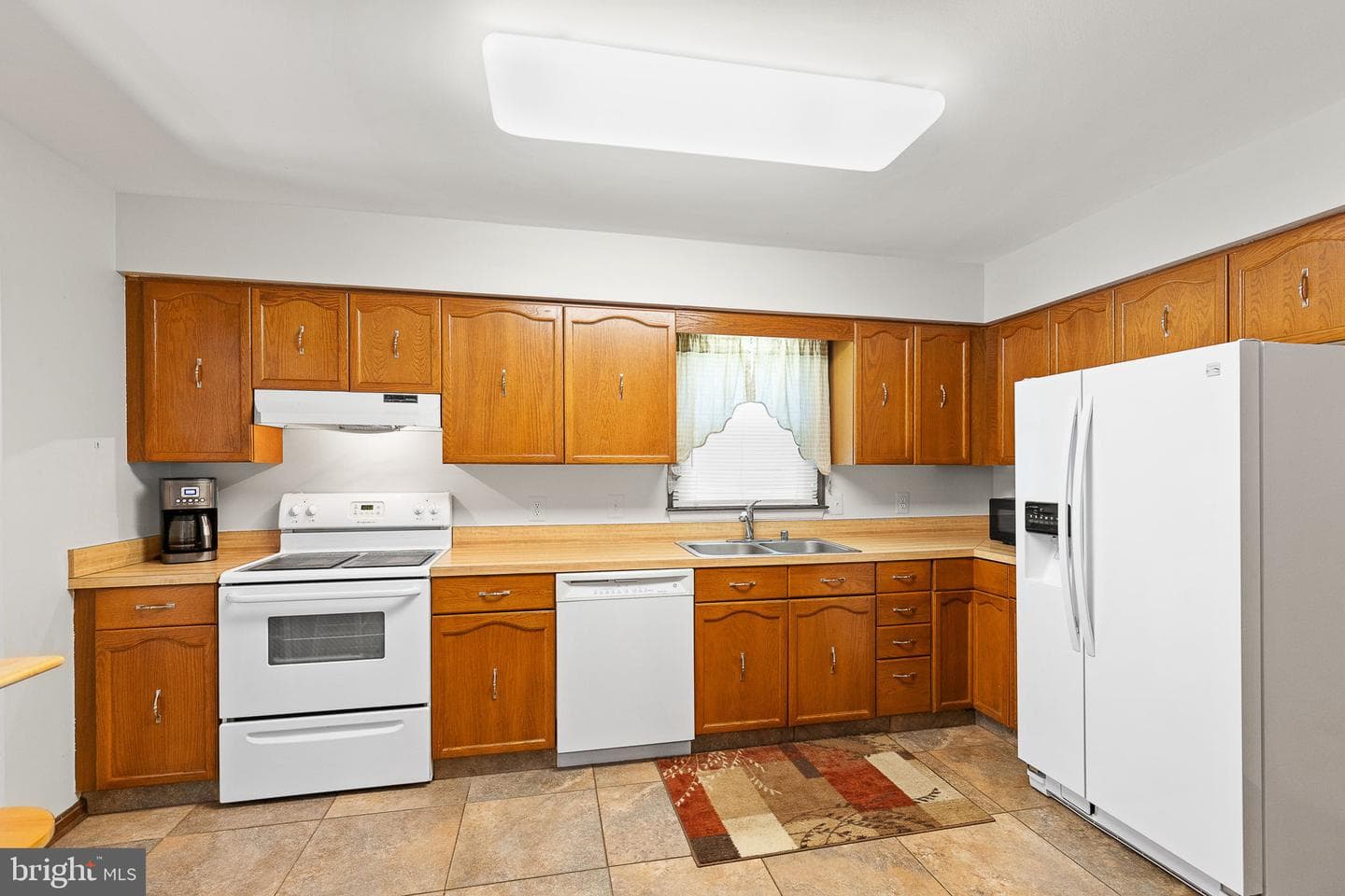 208 Greenspring Drive photo 15