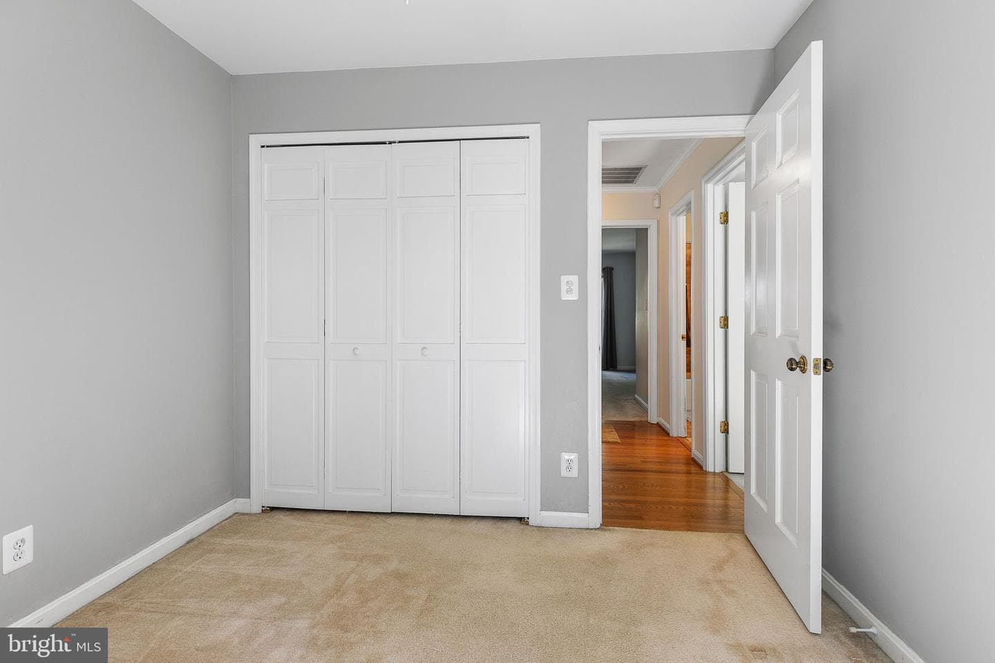 208 Greenspring Drive photo 26