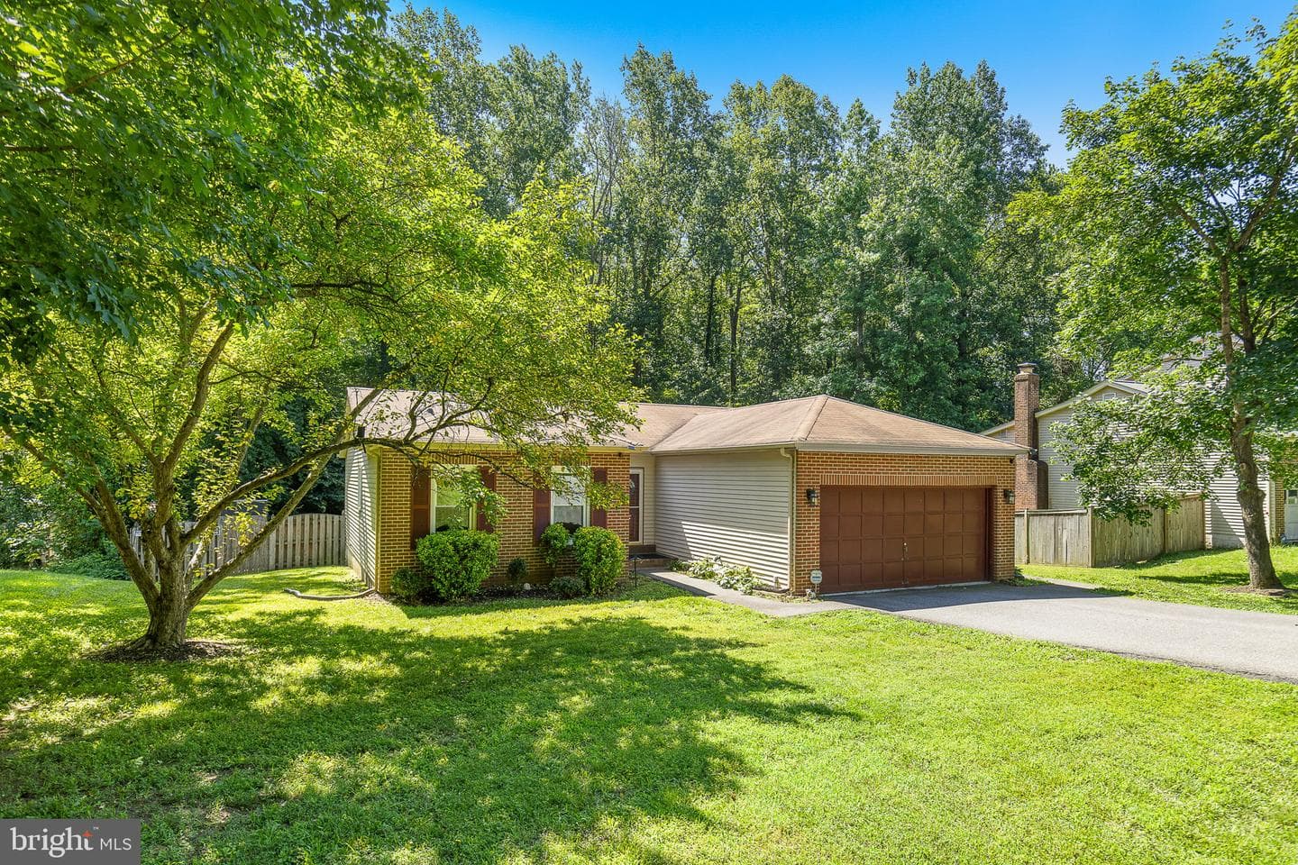 208 Greenspring Drive photo 4