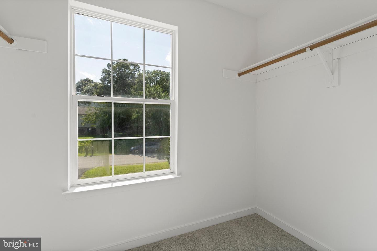 27 Brown Circle photo 25