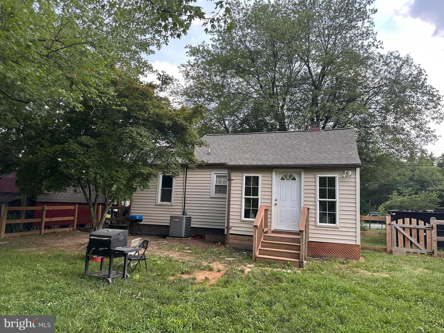 410 Truslow Road photo 10