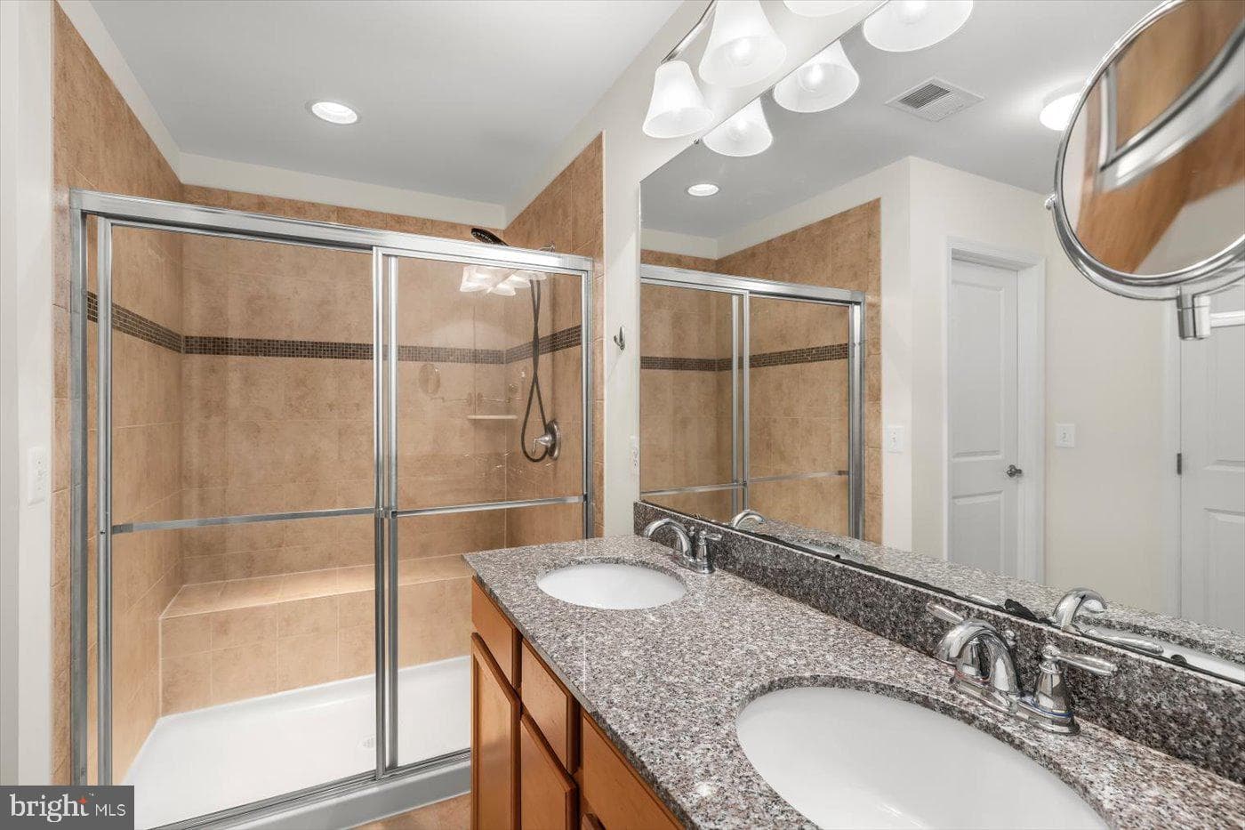 7 Kettlebrook Court photo 20