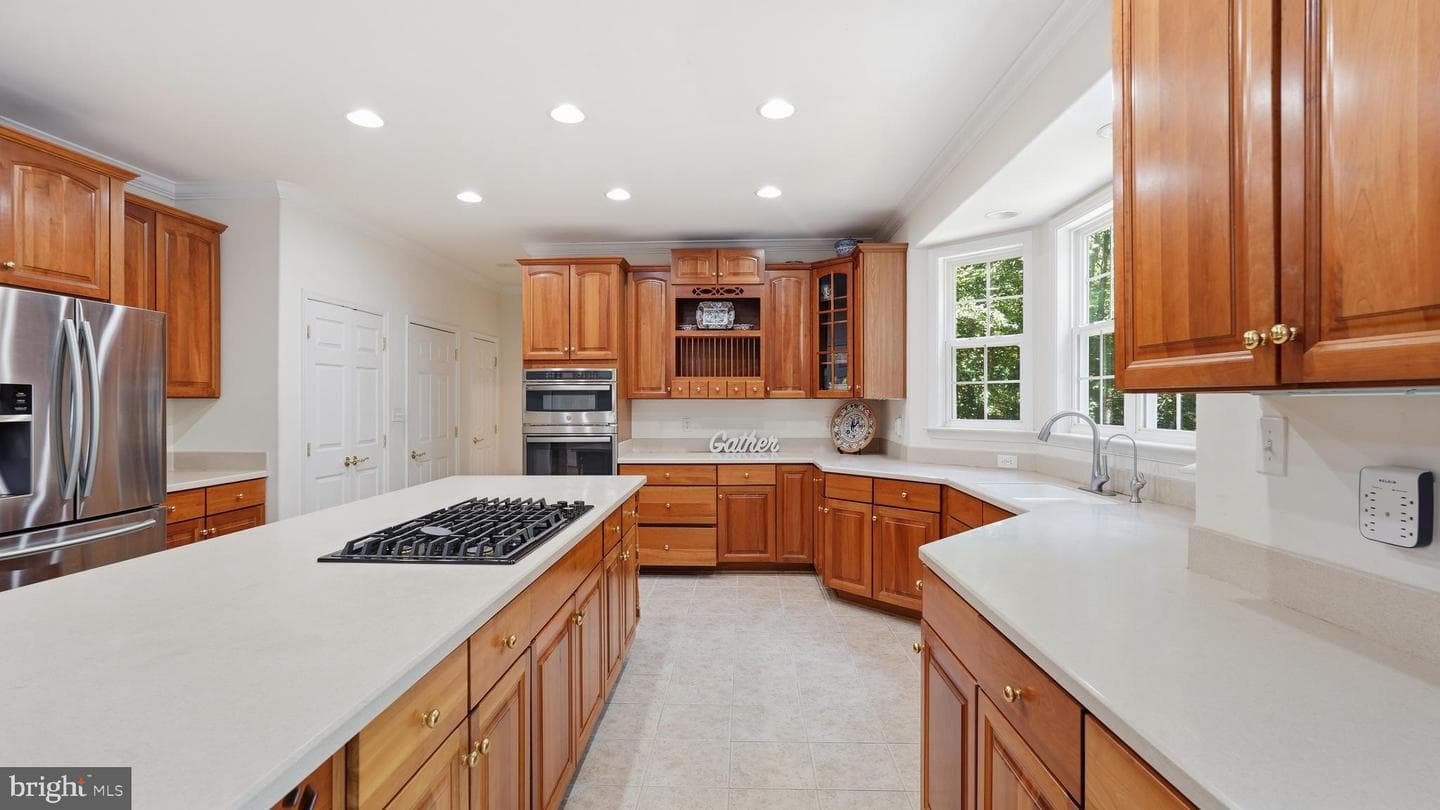 76 Millbrook Road photo 10