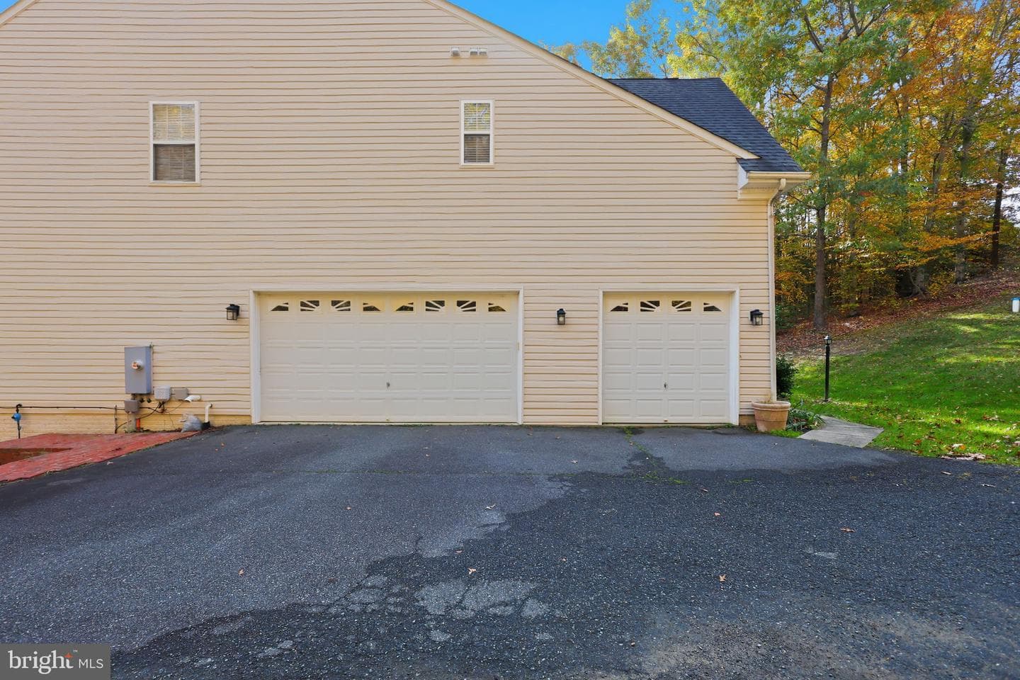 76 Millbrook Road photo 48