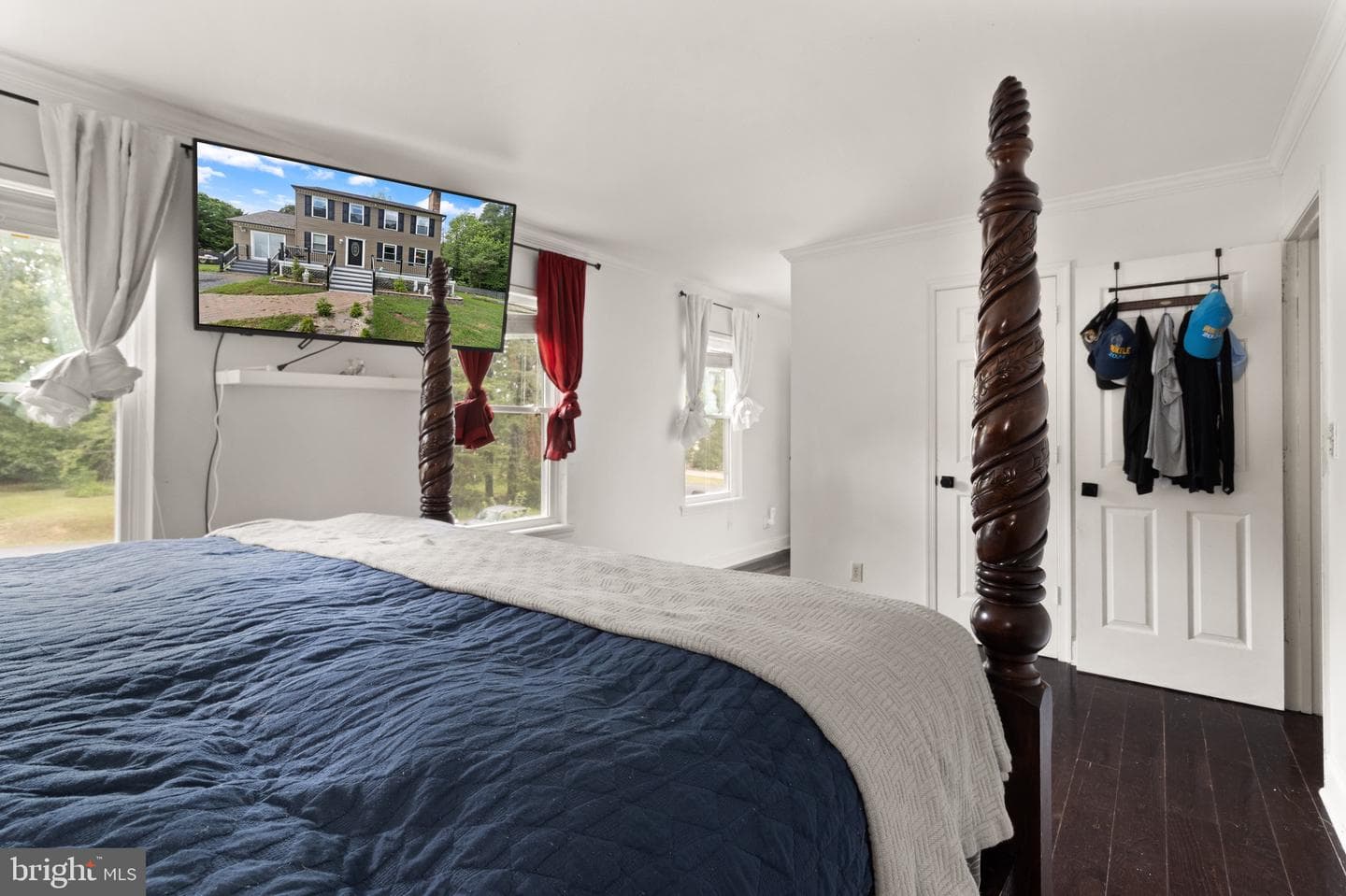 244 Raintree Boulevard photo 15
