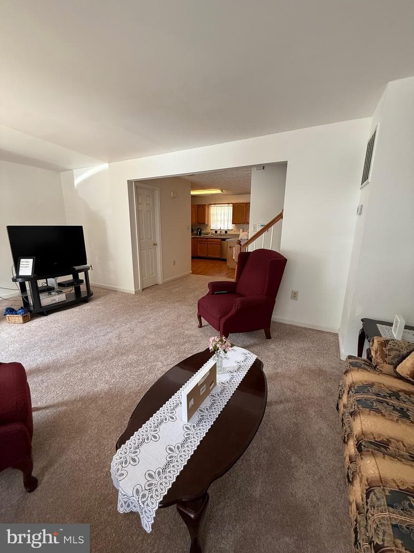 1207 Kings Crest Drive photo 9