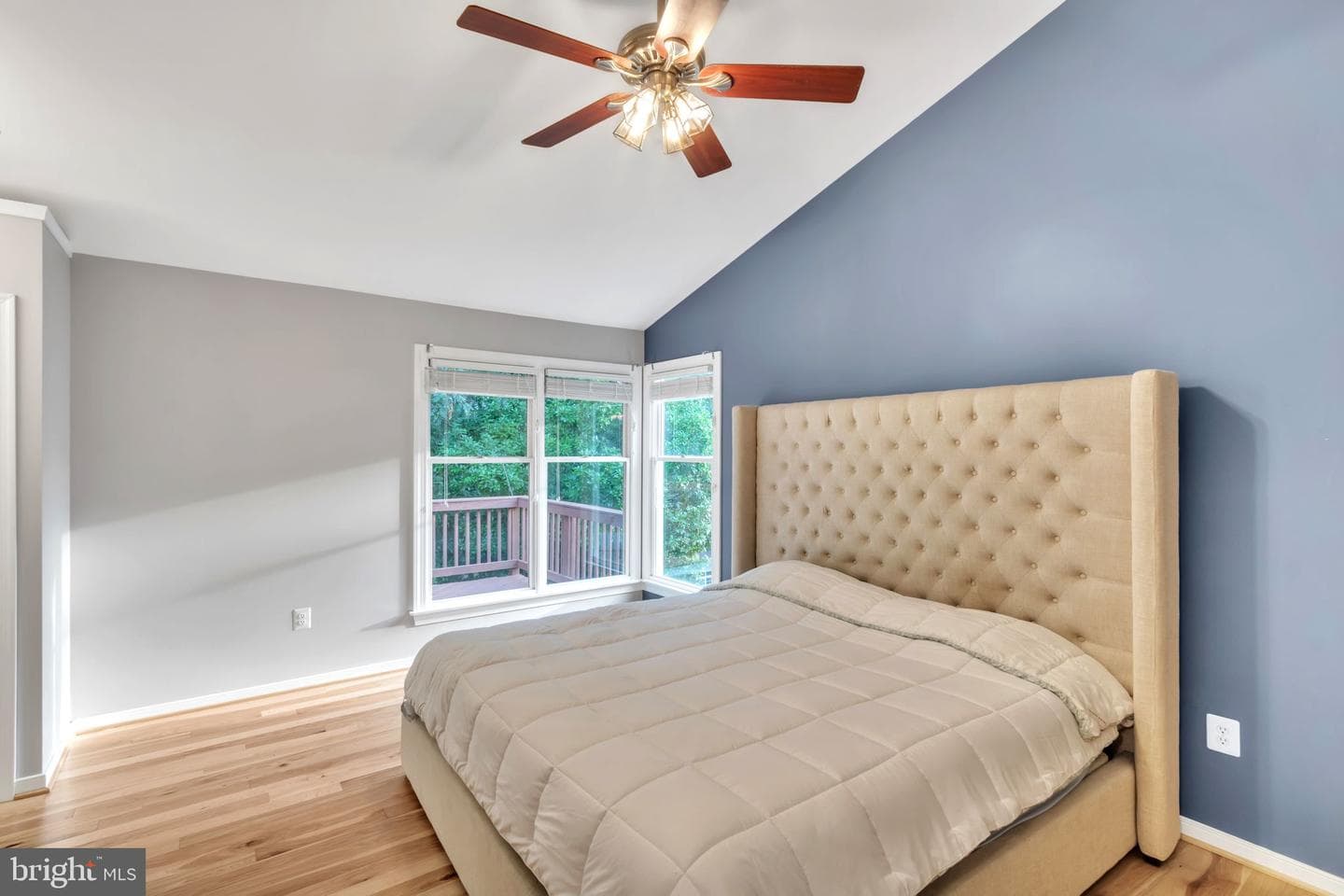1041 Portugal Drive photo 11