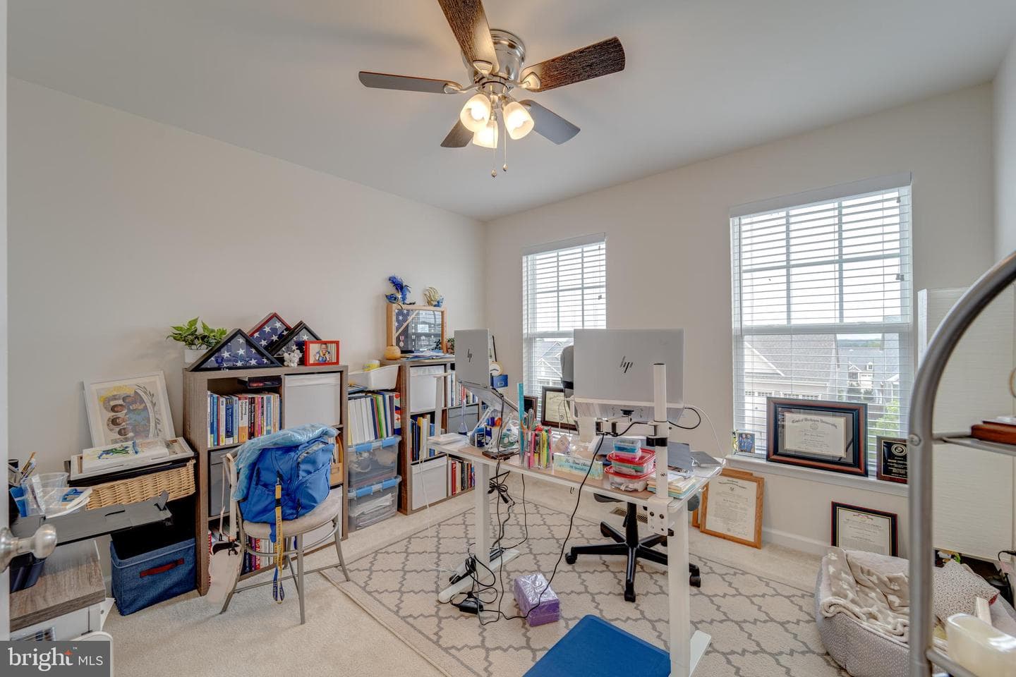 990 Forsythia Lane photo 31