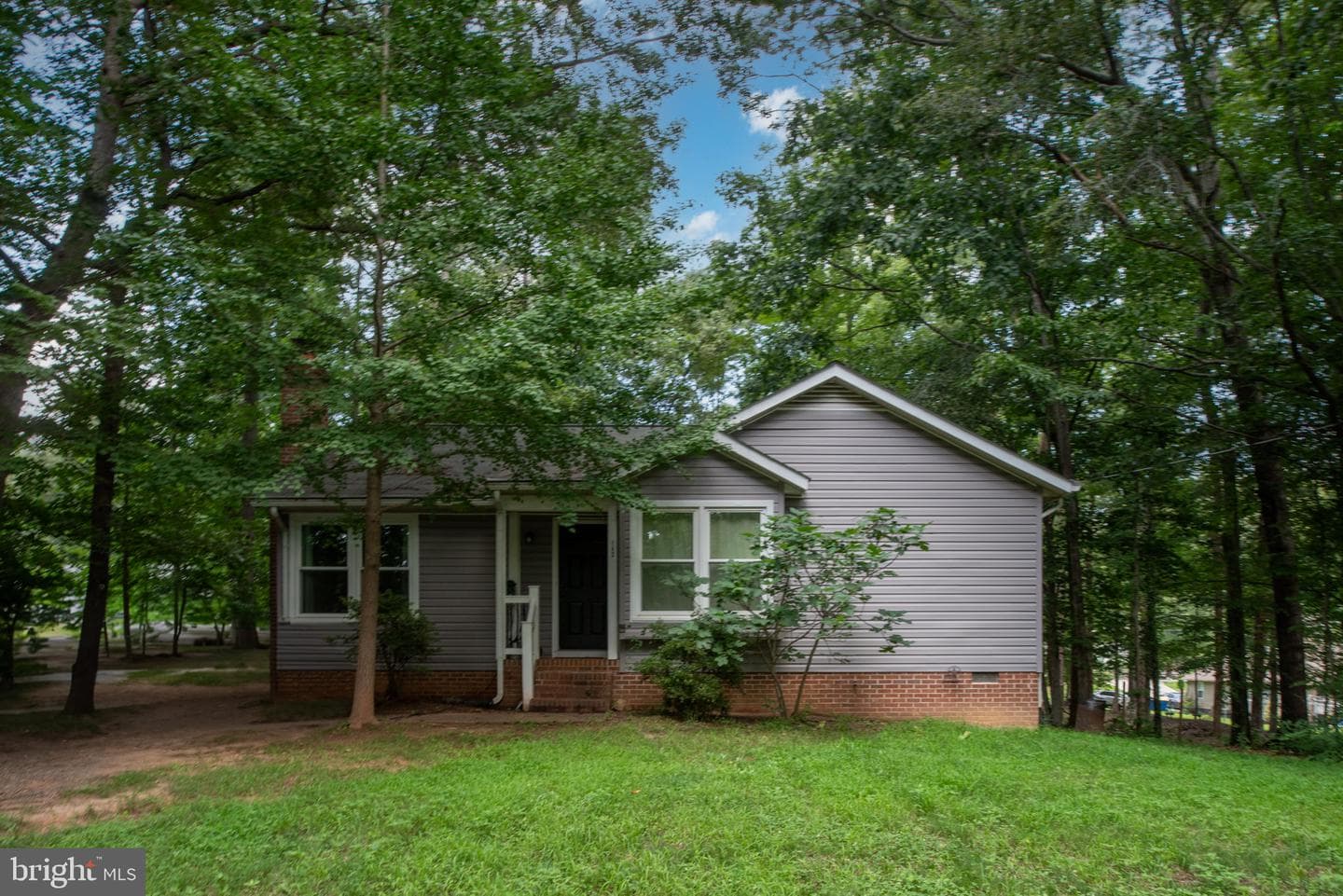 142 Woodland Drive photo 3