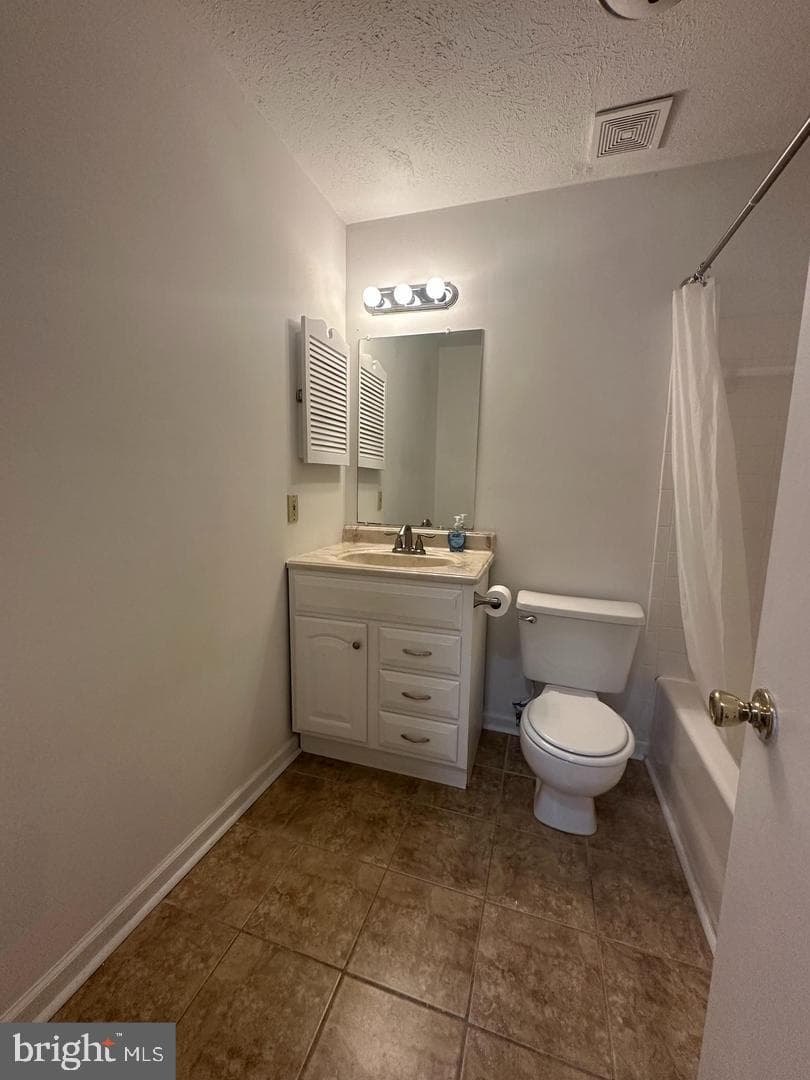 313 Mews Court photo 15