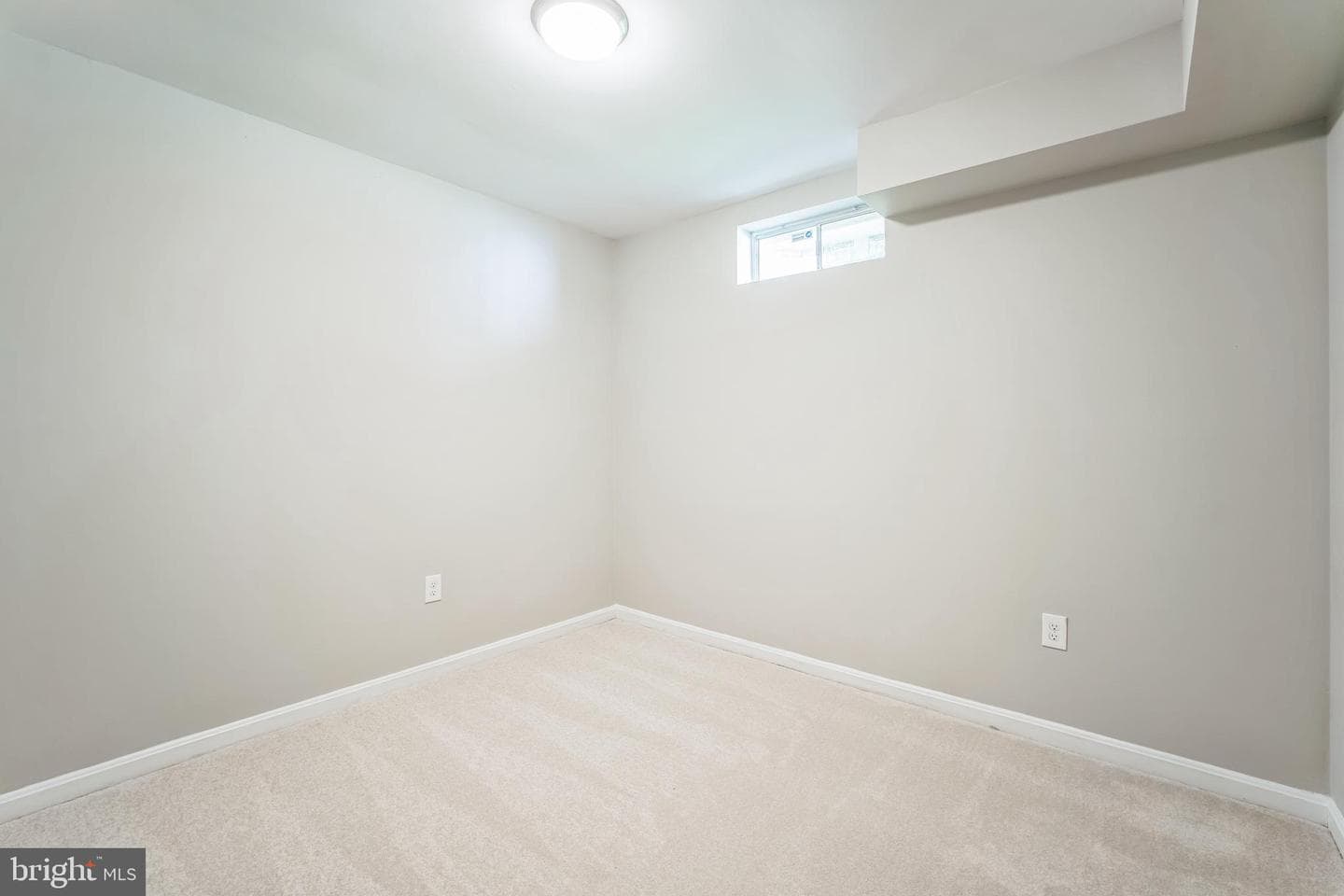 15 Sharon Lane photo 19
