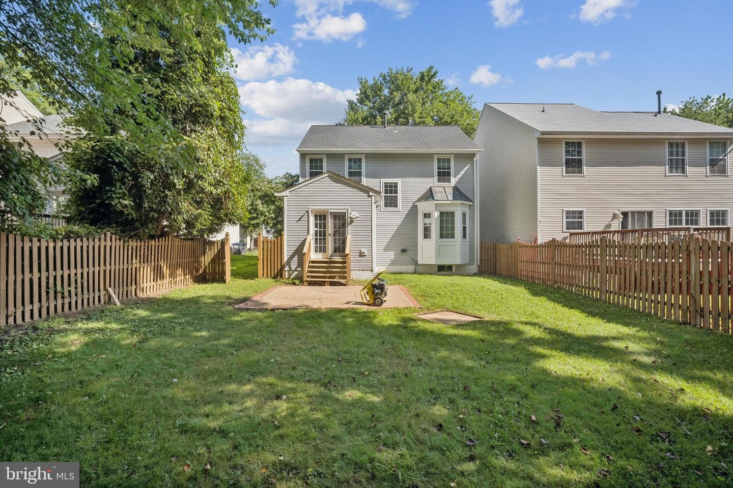 15 Sharon Lane photo 22