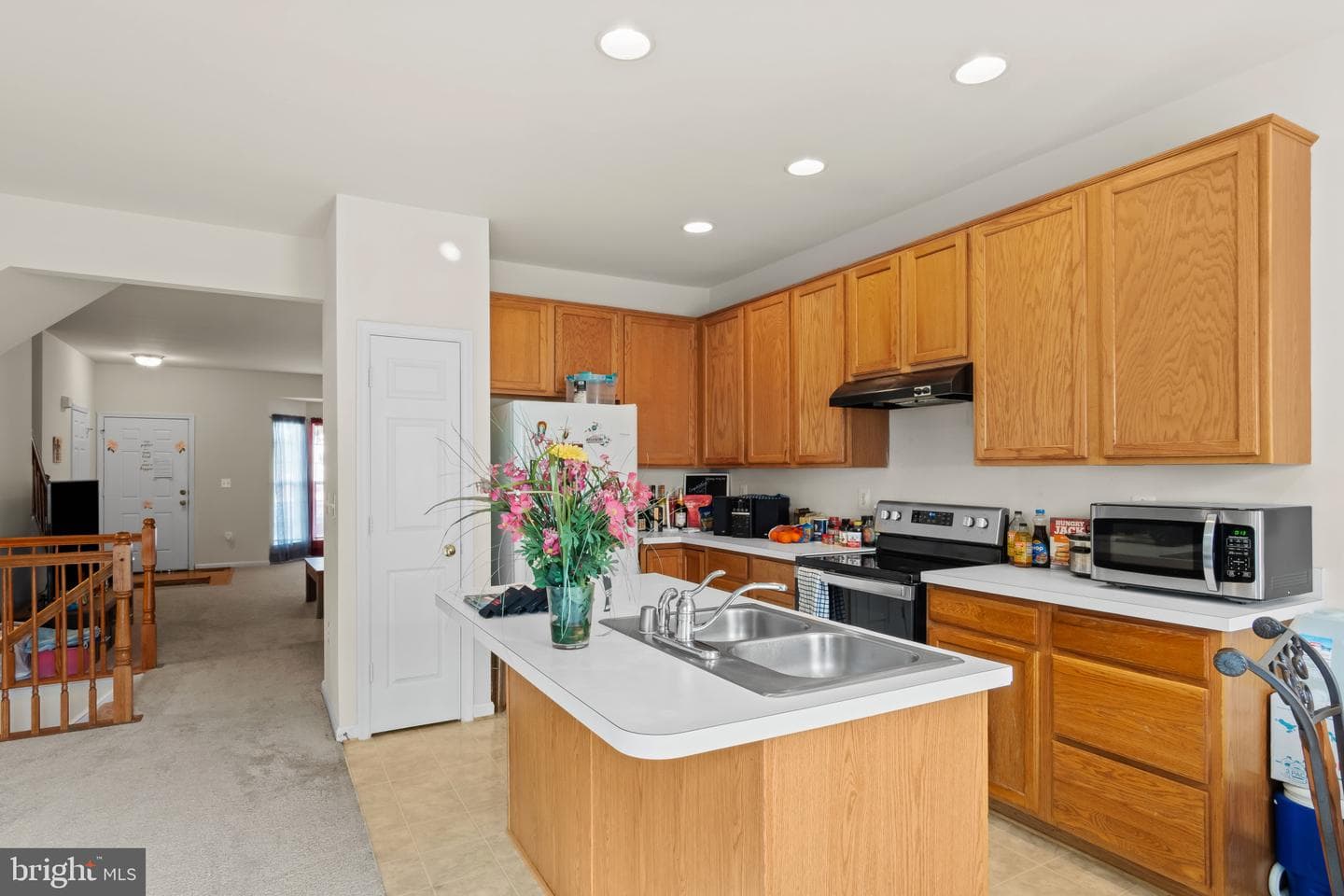 202 Langley Court photo 10