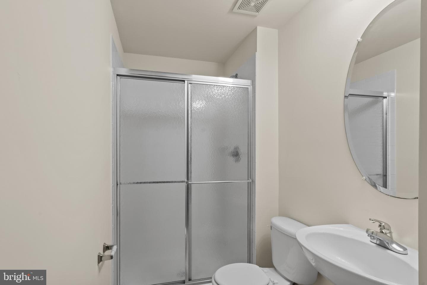 202 Langley Court photo 22