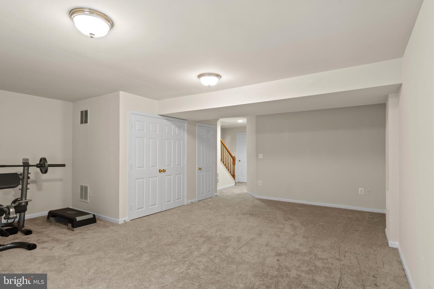 202 Langley Court photo 25