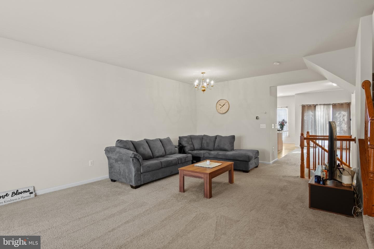 202 Langley Court photo 5
