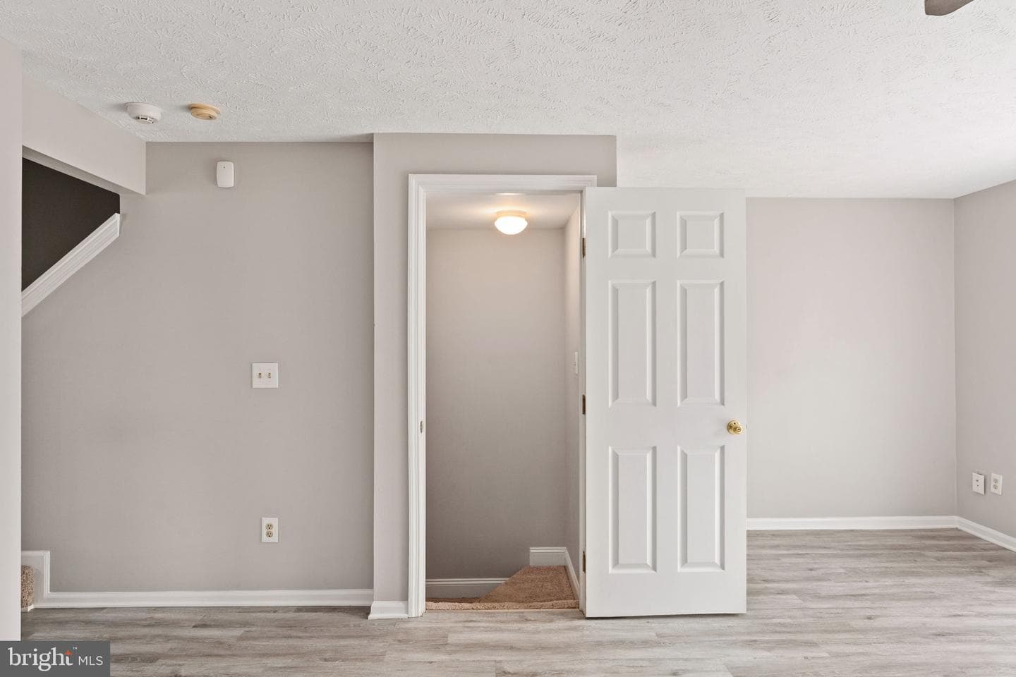 1003 Highpointe Boulevard photo 20