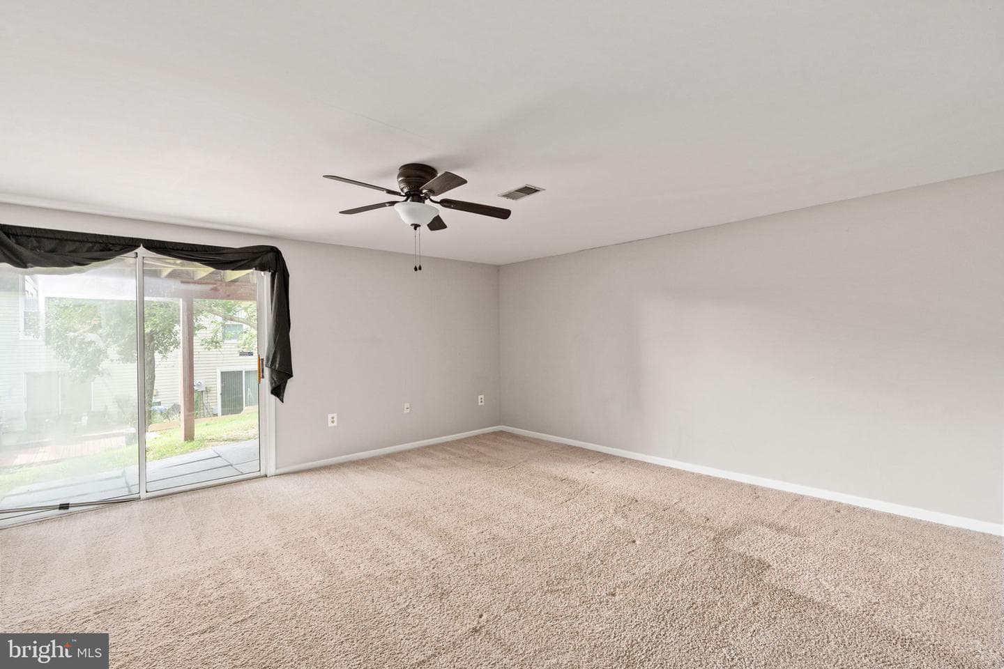 1003 Highpointe Boulevard photo 21