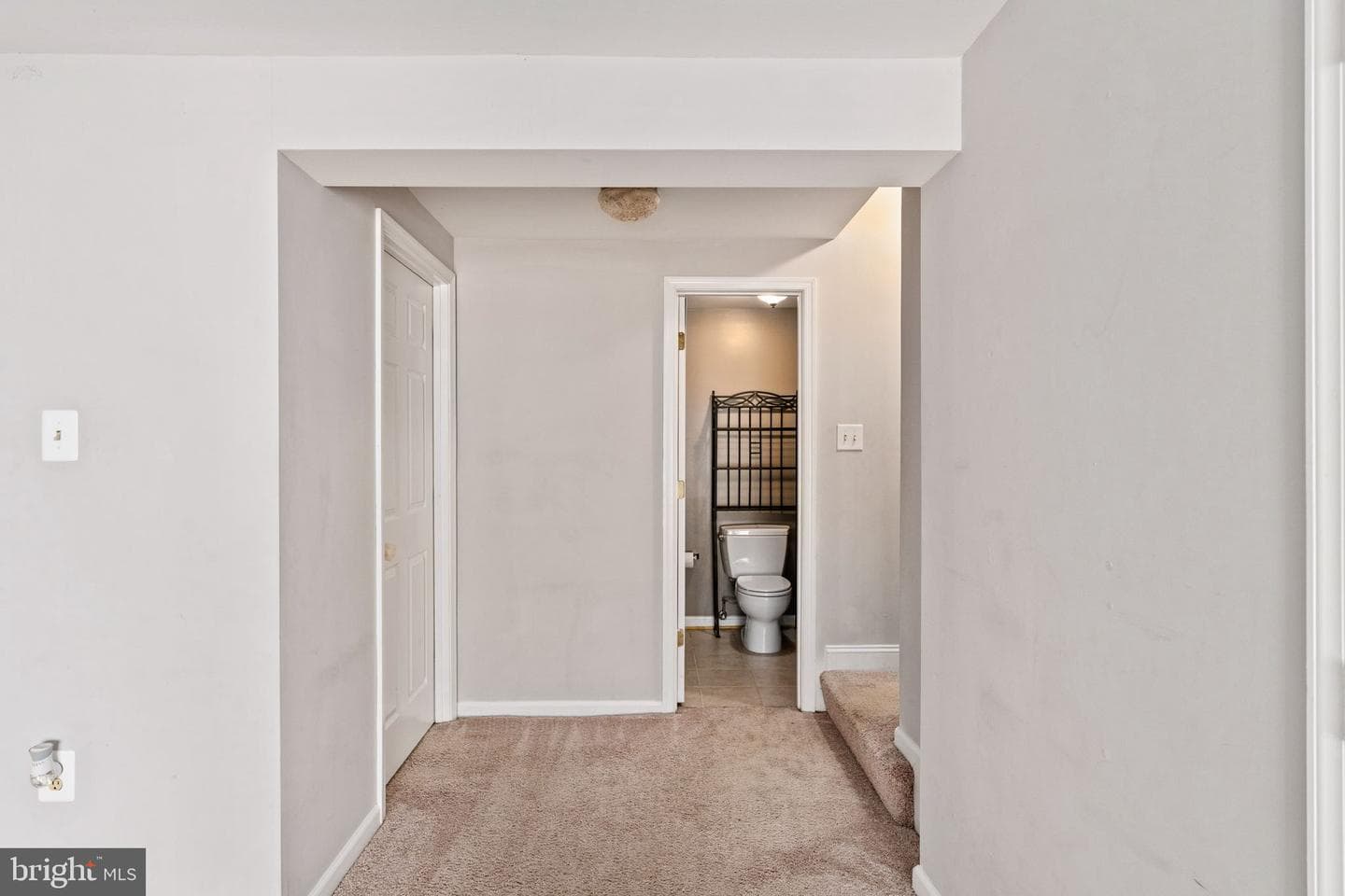 1003 Highpointe Boulevard photo 24