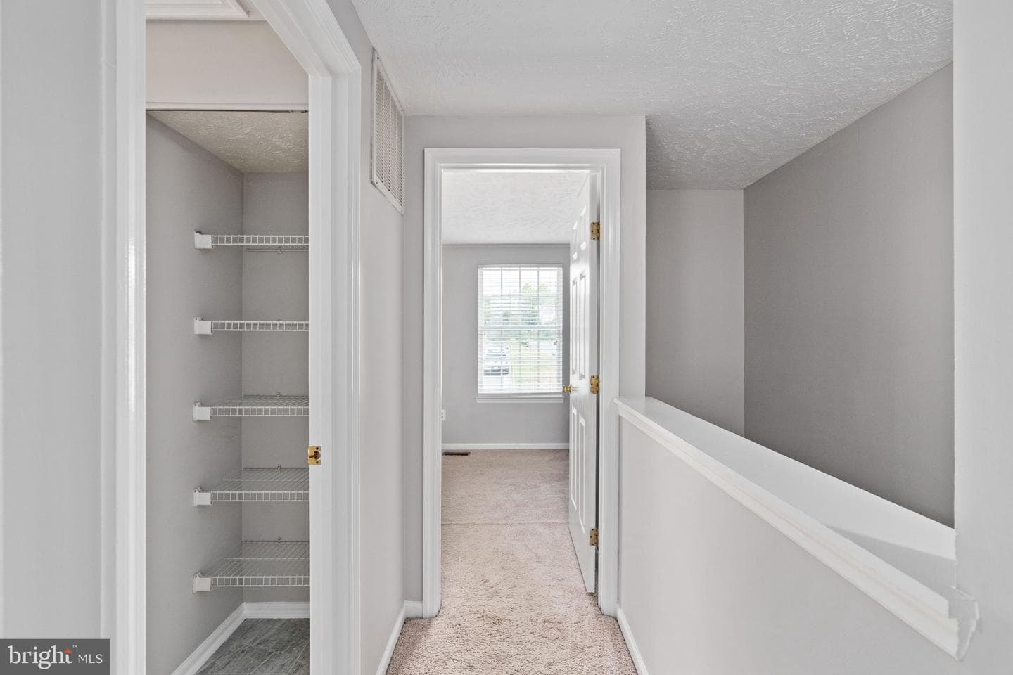 1003 Highpointe Boulevard photo 31