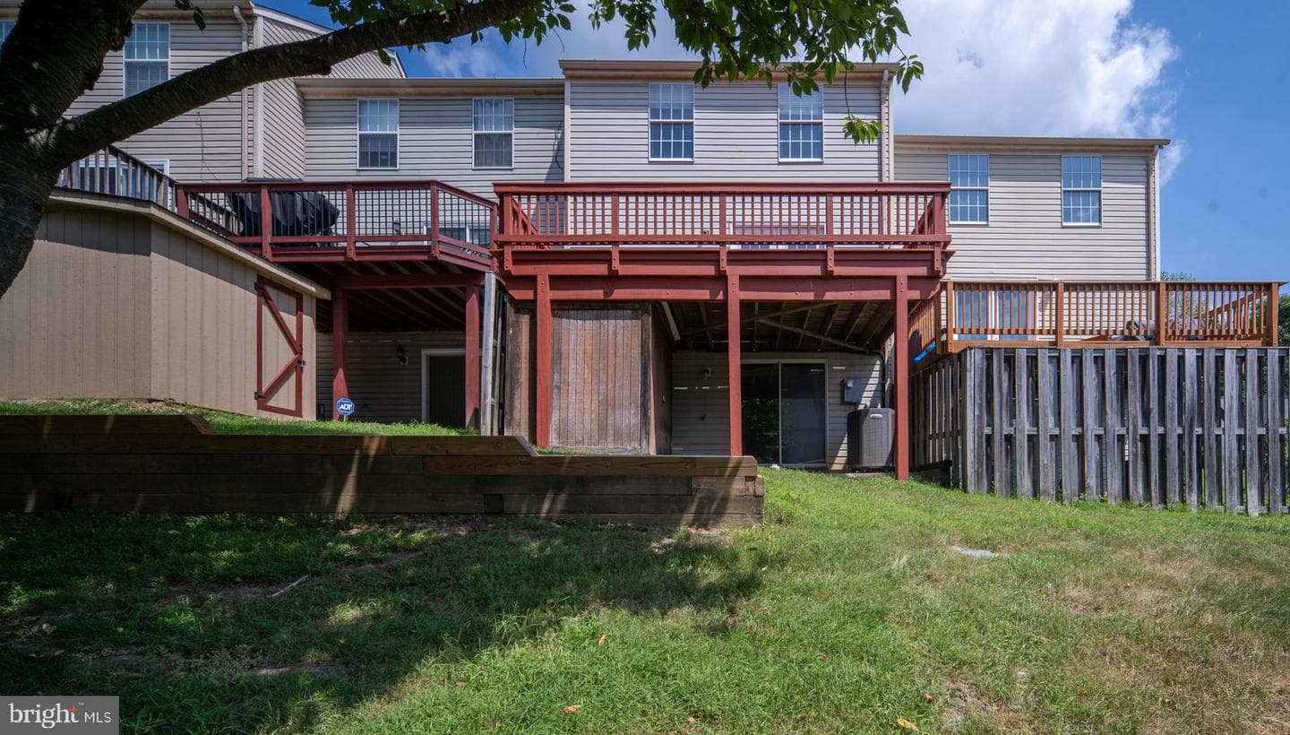 1003 Highpointe Boulevard photo 44