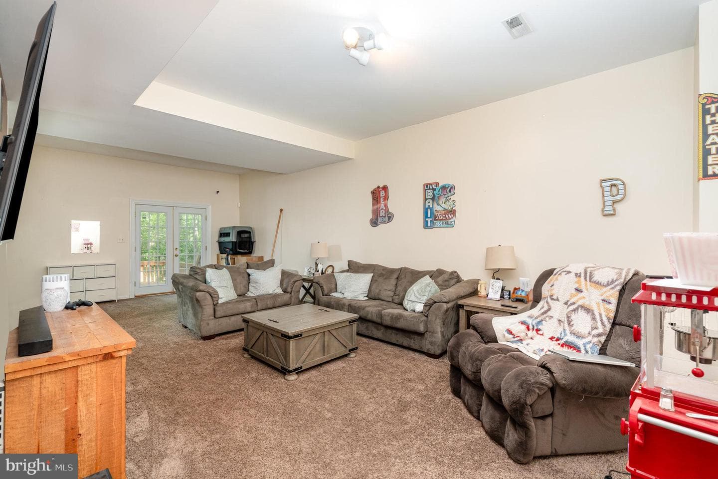 3221 Titanic Drive photo 16